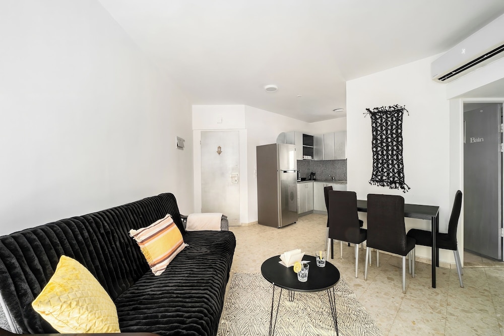 Royal Park Resort Apt 62 by Sea N' Rent