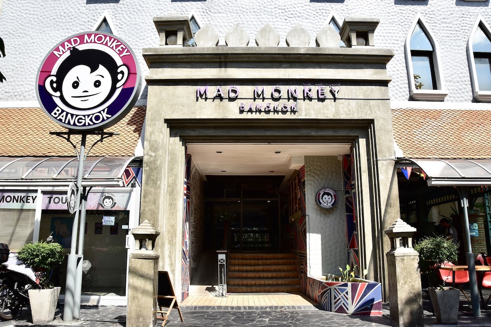 Mad Monkey Bangkok Hostel - Adults Only - Image 1