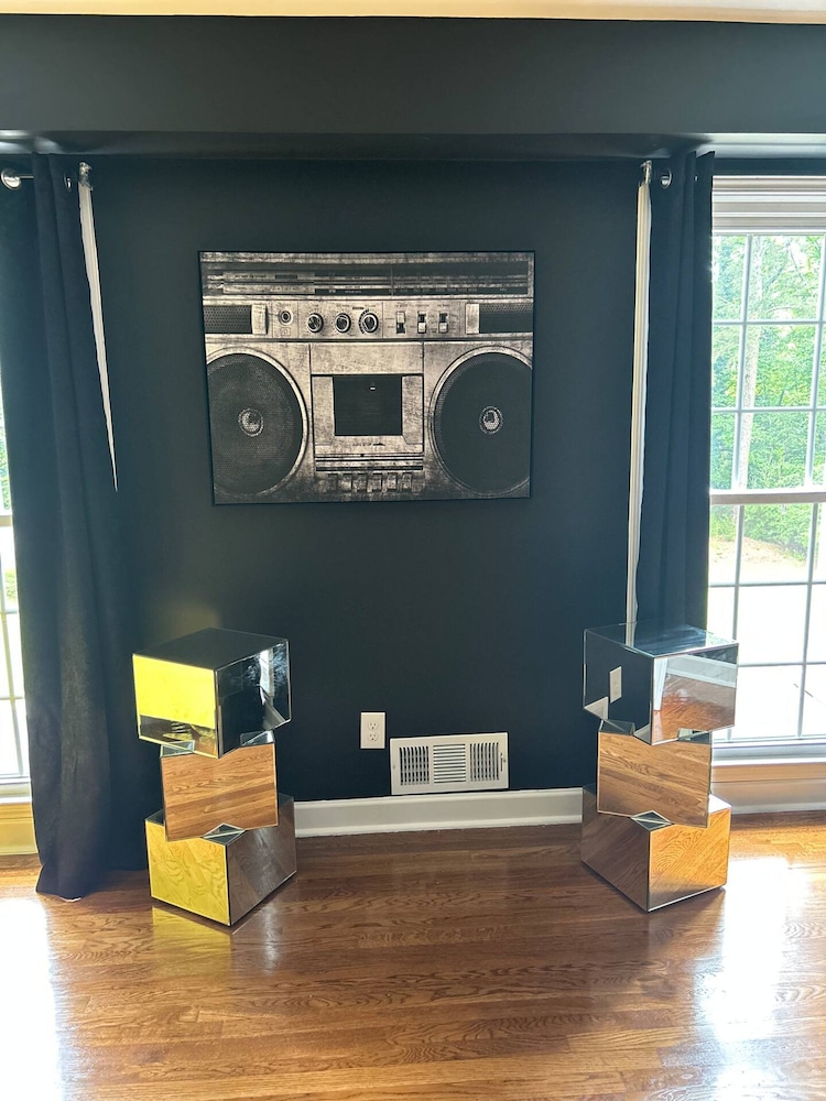 Southern Collective Sleeps8 Airport-beltline
