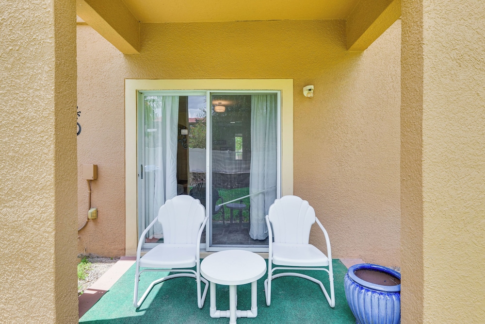 9 Mi to Disney! Regal Palms Resort Condo w/ Pools