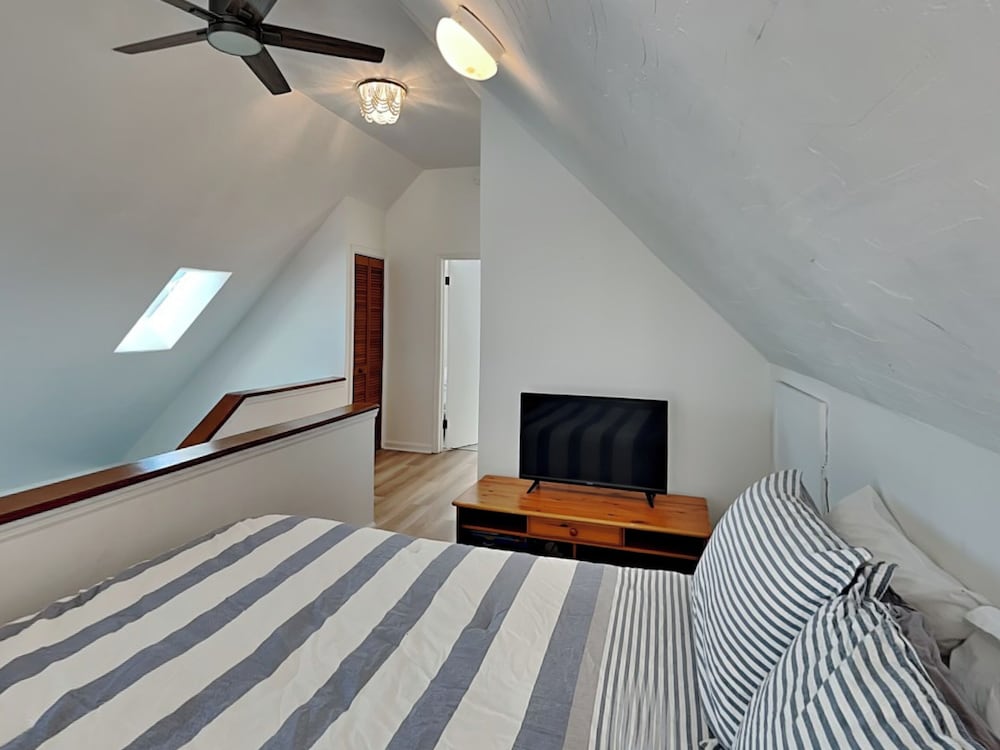 Pelican Place by Carolina Retreats