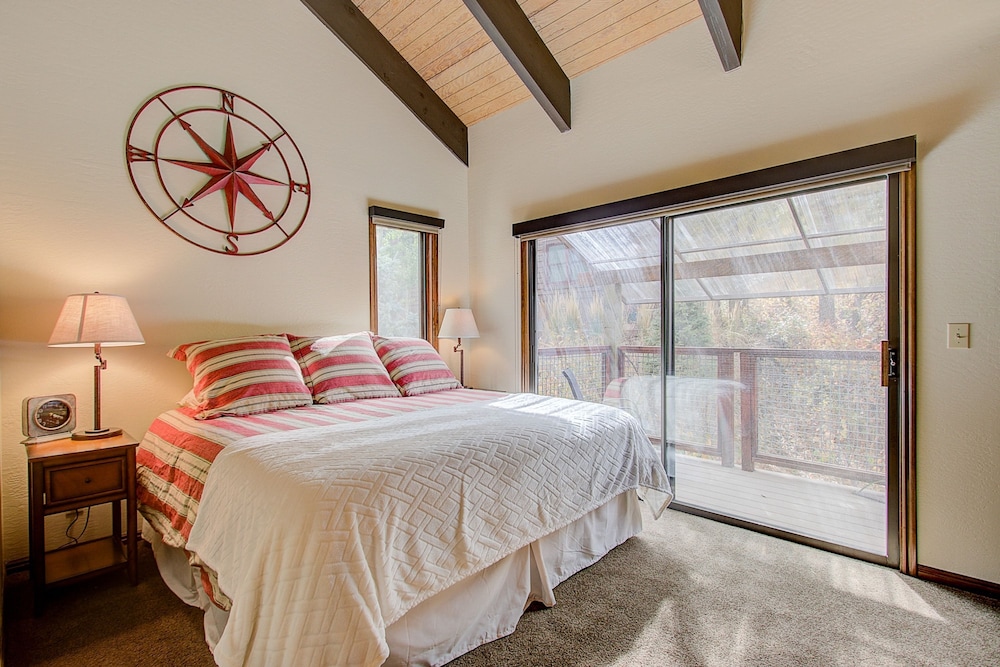 Quittin Time Townhouse Peaceful Mountain Ski-in-ski-out Retreat Close to Town