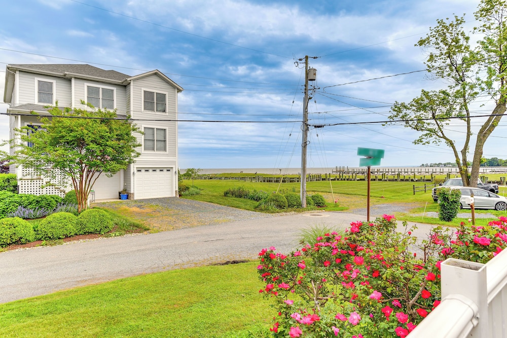 Waterfront Shady Side Home w/ Chesapeake Bay View! view 2
