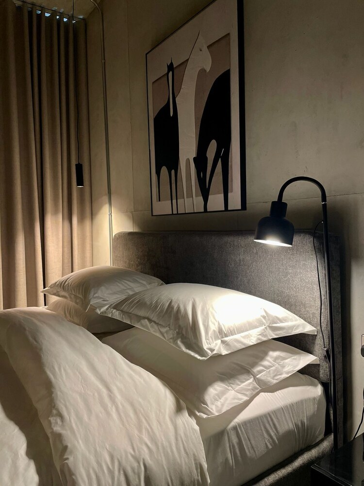 C Living - Premium 3 Bedroom - AQIQ