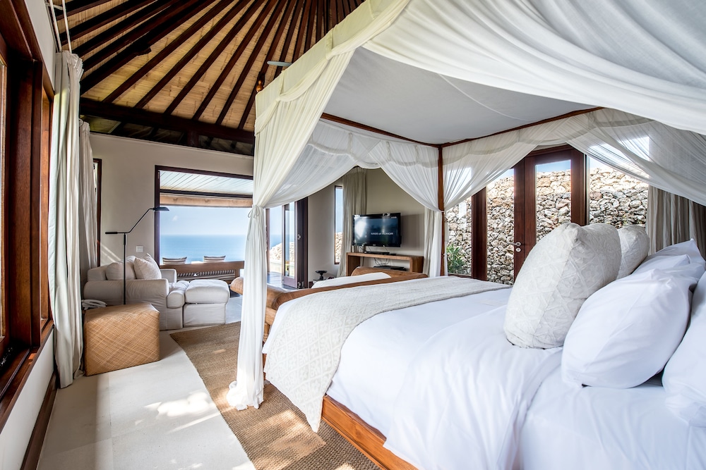 The Ungasan Clifftop Resort 5