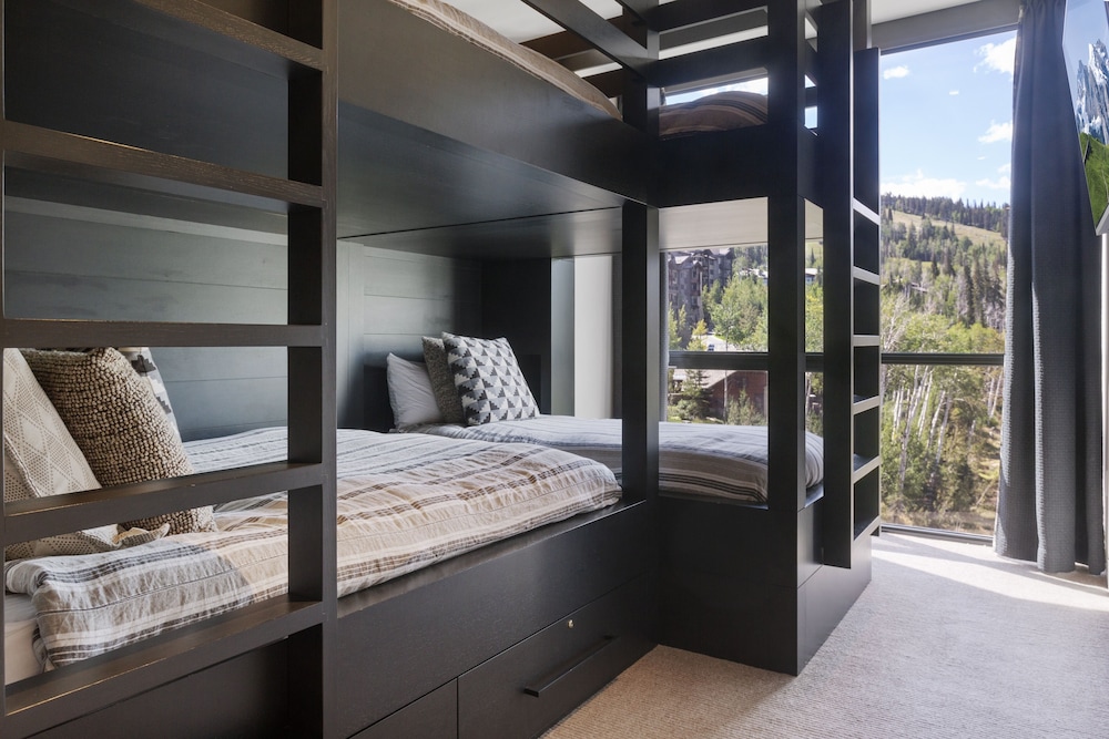 One Empire Pass at Deer Valley Resort - Three Bedroom Residence #402 3 Condo