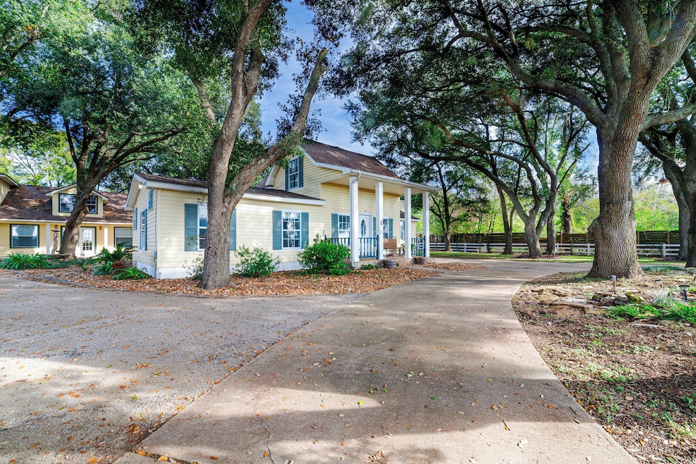 CDNH Villa at Katy Lake