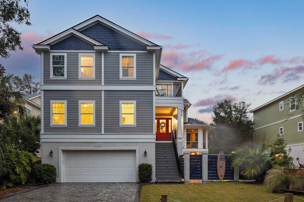 Pink Plume Coastal Escape Near Beach, Private Pool, Grill, & Luxe Interiors
