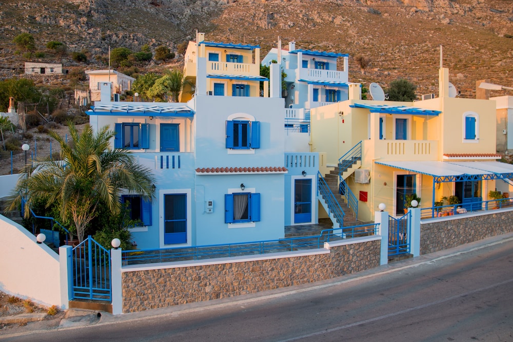 Maria's Apartments