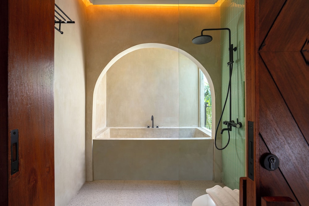 The Kemilau Hotel & Villa Canggu Bali 24