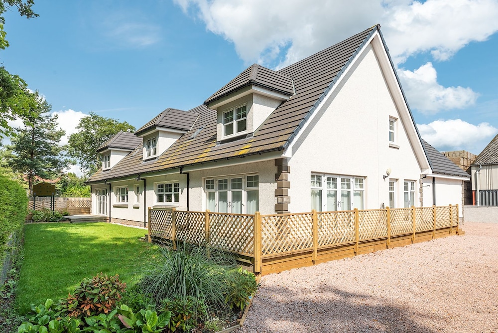 Dukeside Lodge