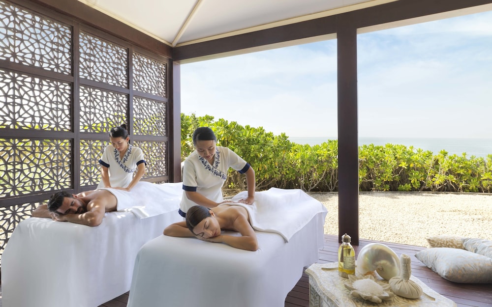 Anantara Al Sahel Villa Resort