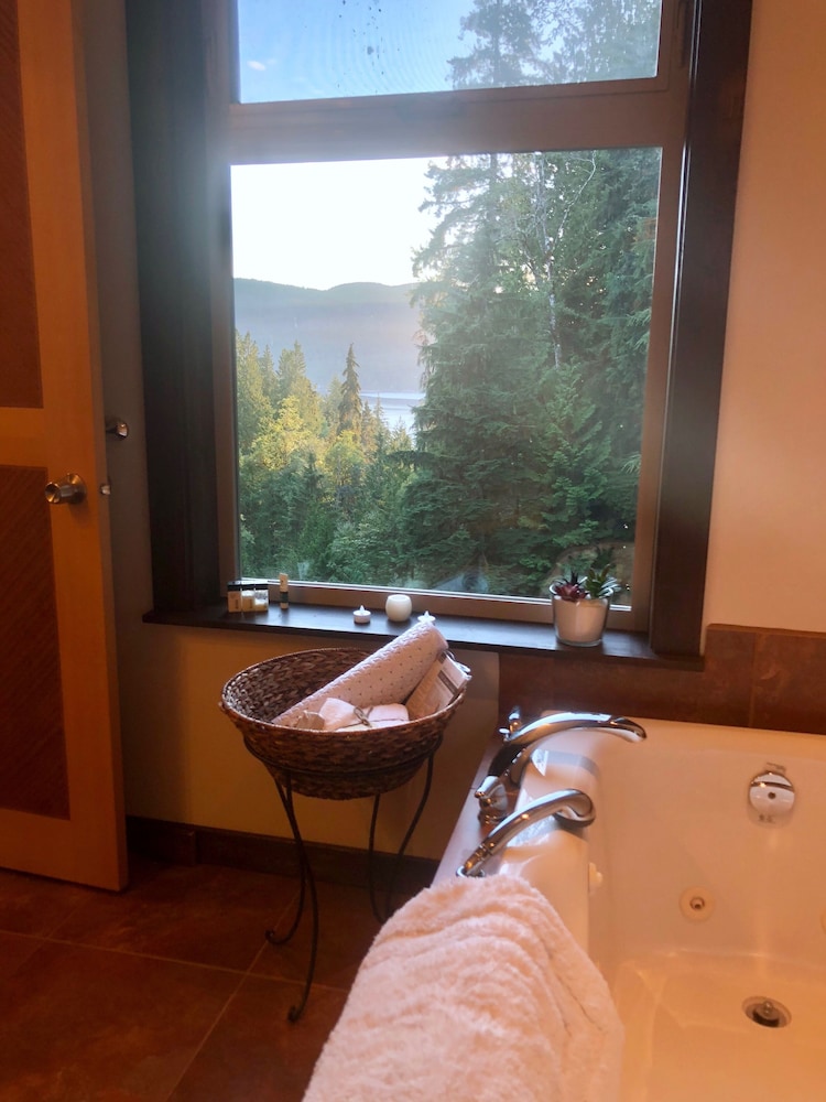 Davis Brook Retreat