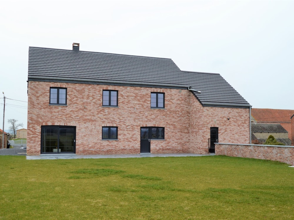 Holiday Home in Beauraing With Fenced Garden