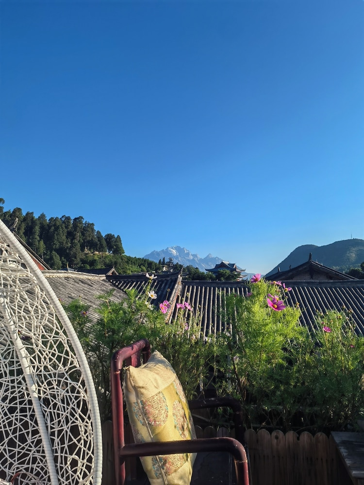 Yiyuan Snow Mountain View Historical Naxi House - Lijiang Old Town Mufu branch
