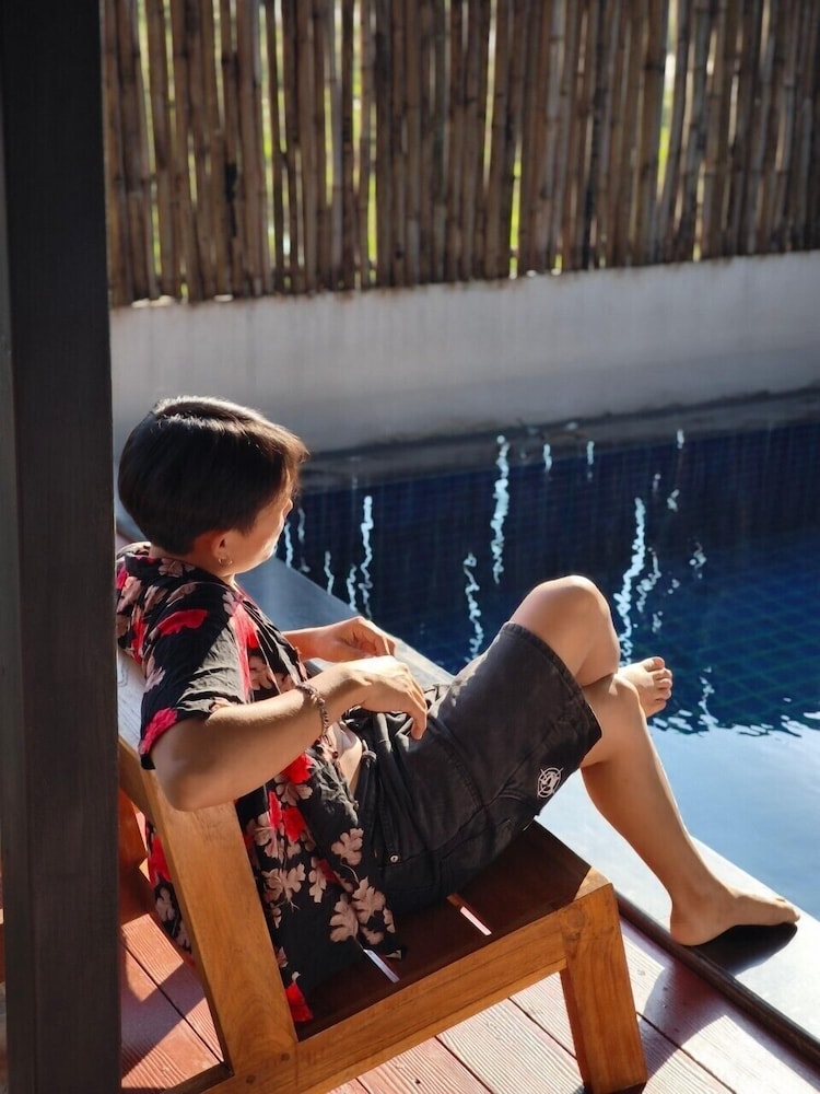 Brick Box Pool Villa & Café