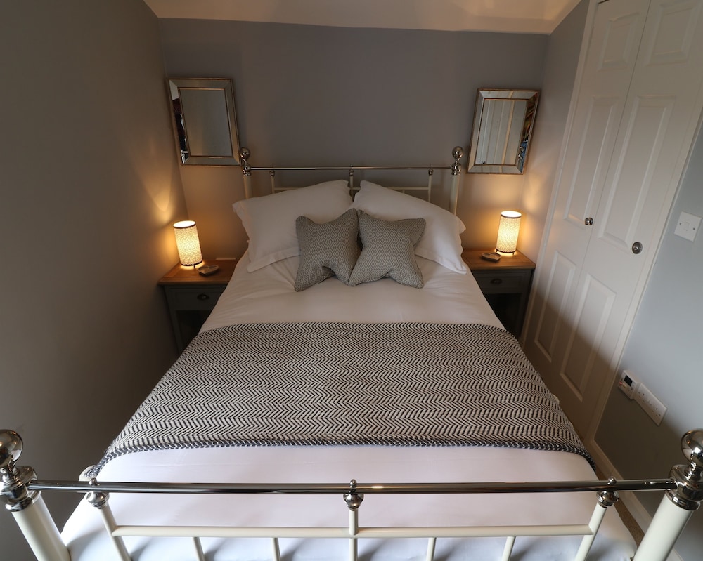 Inglenook Guest House