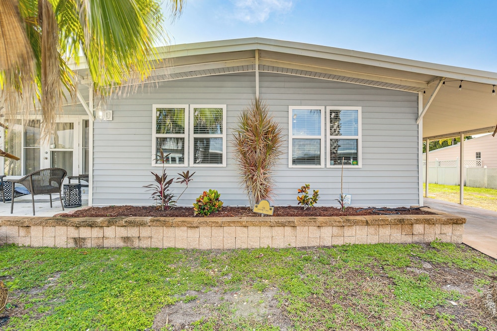 4 Mi to Dtwn Sarasota! Family Home w/ Pool Access