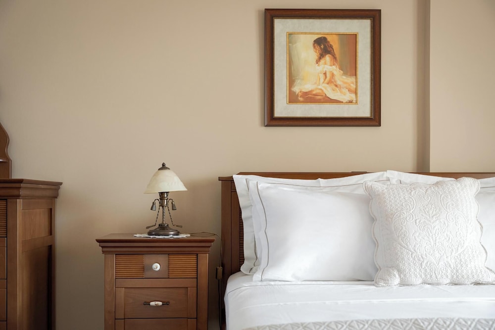 Ema's Guest House