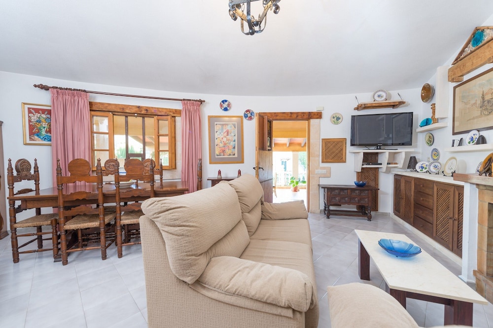 Hibiscus - Villa With Private Pool In Crestatx