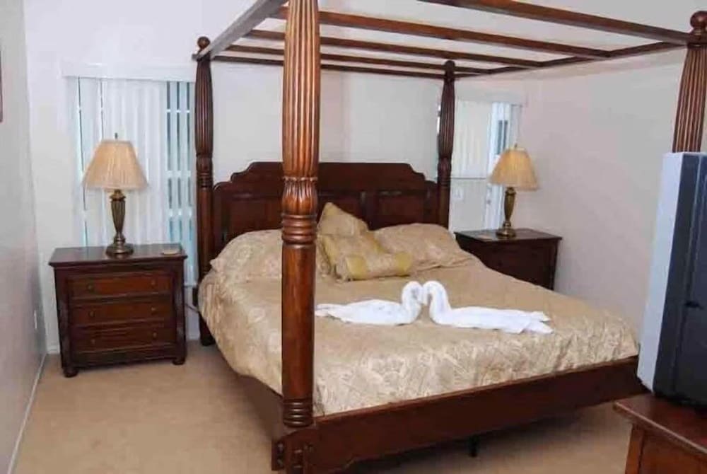 Bailey Villa 4 Bedroom Home