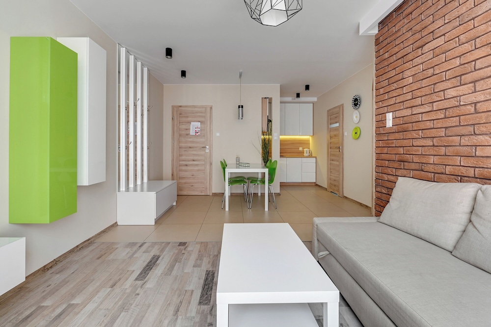 Aura - Riverside & Parking by Downtown Apartments