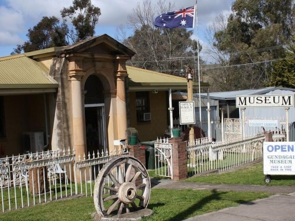Bushmans Motor Inn