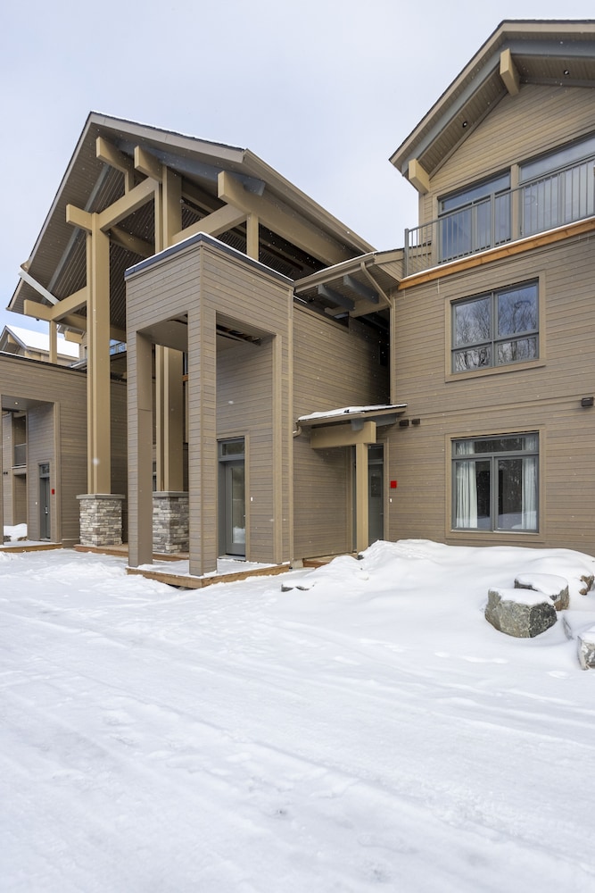 203 Verbier, Building 7 - Image 1