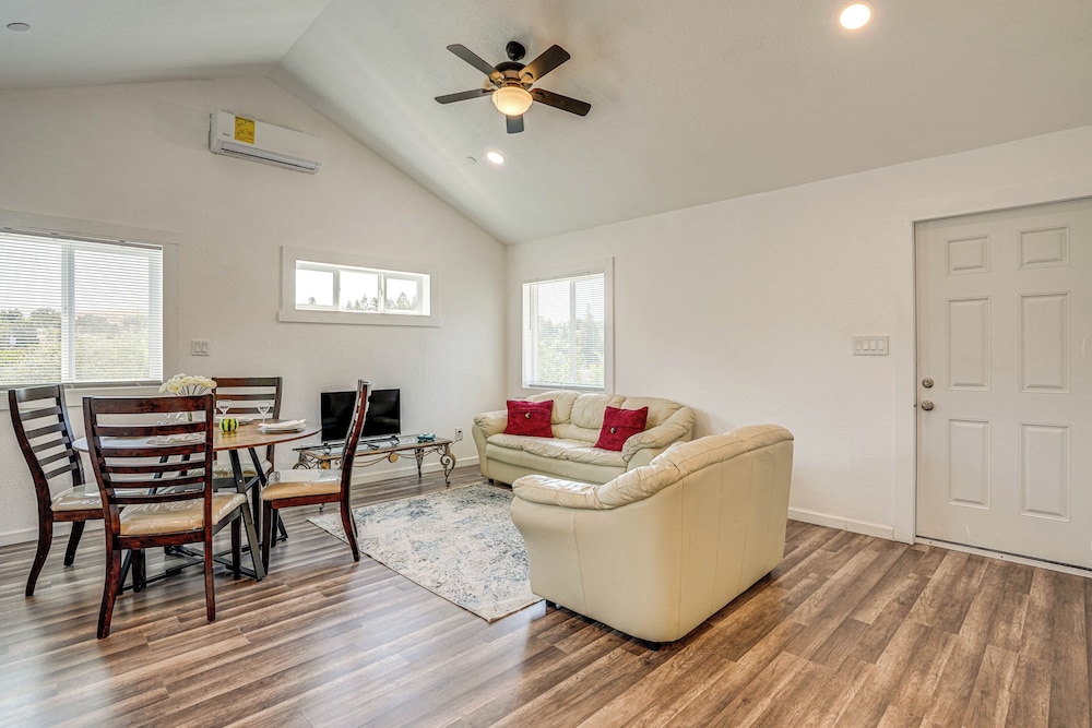 Quaint Concord Home w/ Covered Porch: Near Hiking