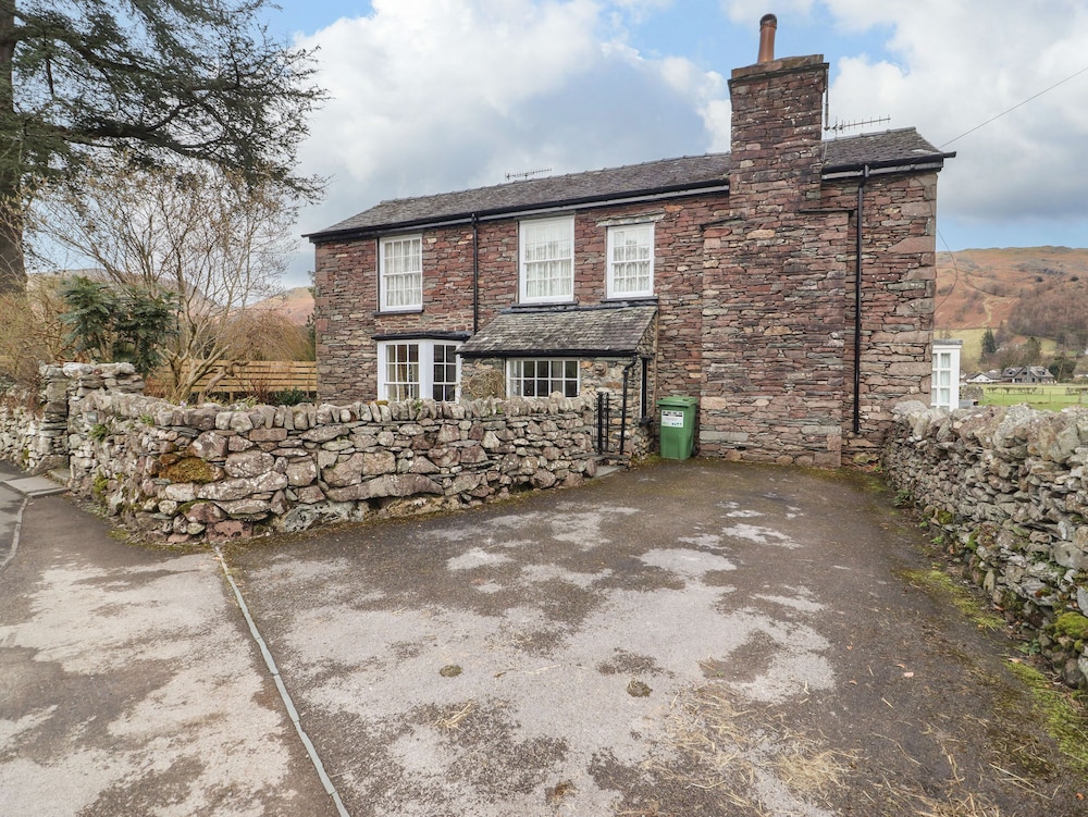 Pavement End Cottage