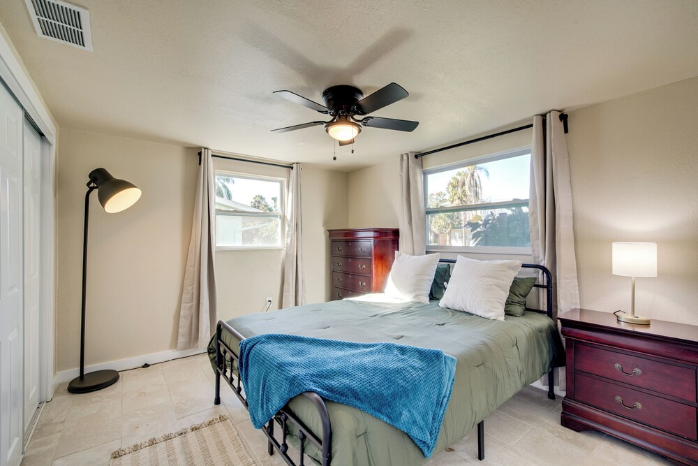 2 Mi to Gulf! Pet-friendly Home in New Port Richey