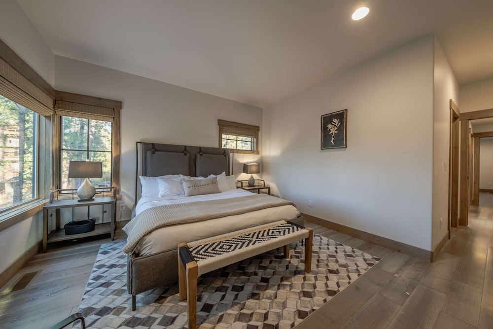 Wilderness Club Cabin Sleeps 7