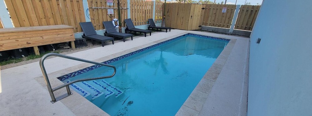 Villas De Laguna 4 3 Bedroom Townhouse