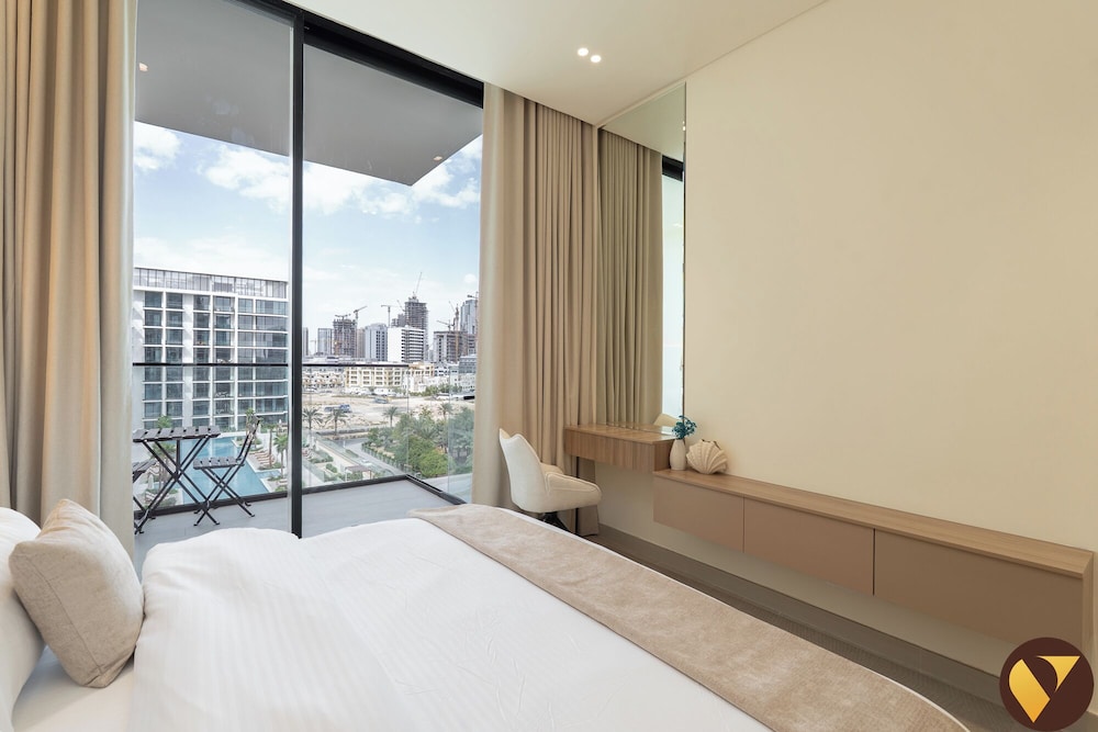 Binghatti Phoenix JVC Near Circle Mall