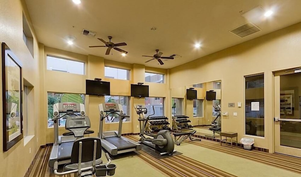 Glendale Getaway By Signature Vacation Rentals - Property Image 5