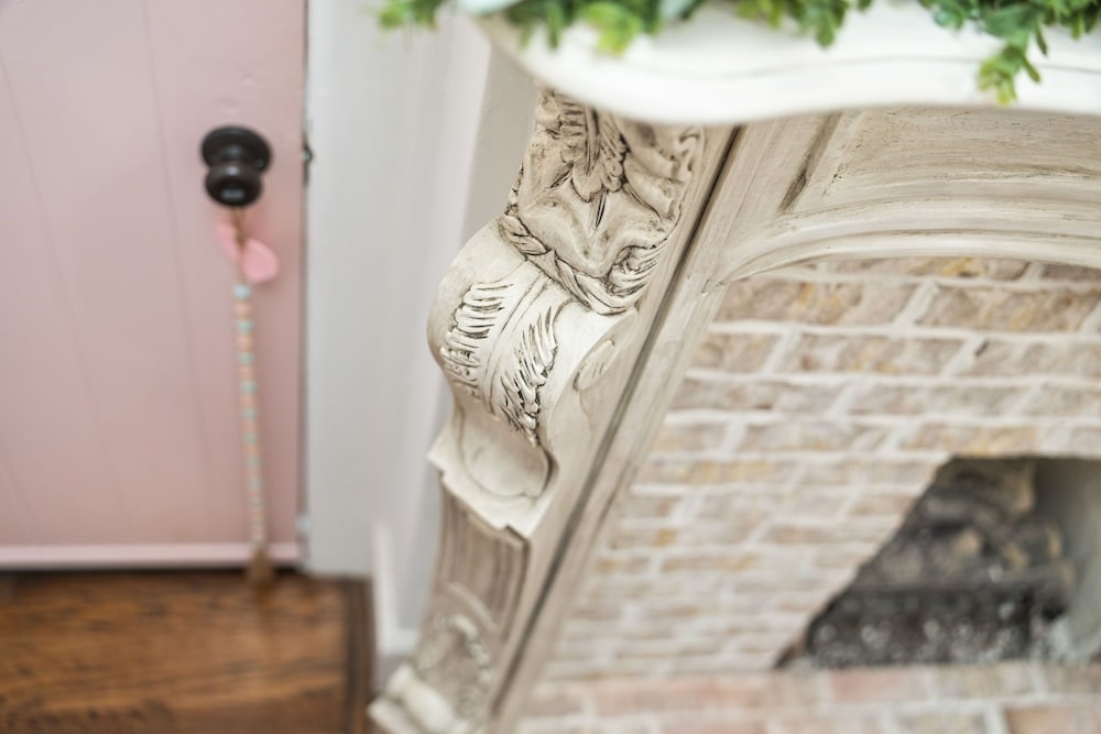 The Pink & Old Clarksville House