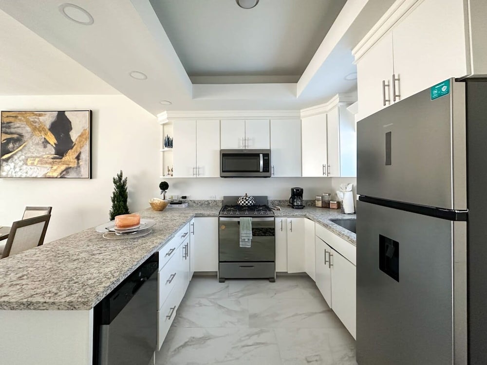 Modern Home in The Exclusivity of Las Conchas