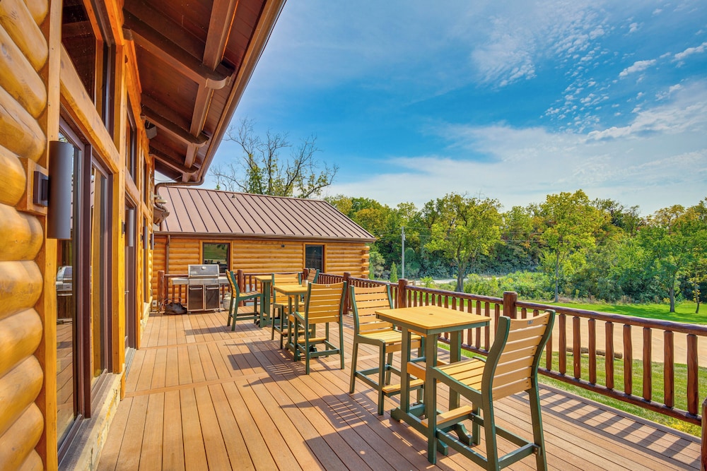 Stay & Sip: Group Ranch at Shamrock Hills Vineyard