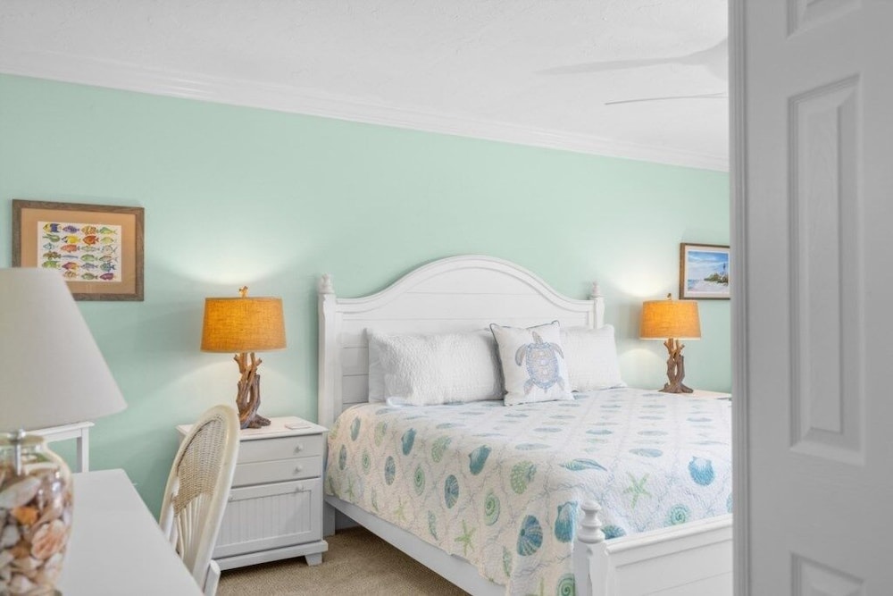 Pointe Santo B31 2 Bedroom Condo