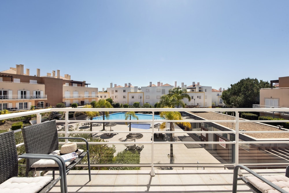 CG 12D - Cabanas Gardens