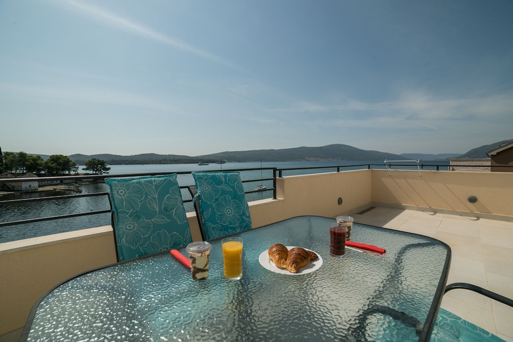 Apartments Tivat Obala view 5