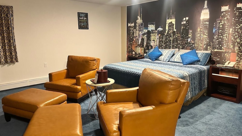 Chesaning Inn & Suites