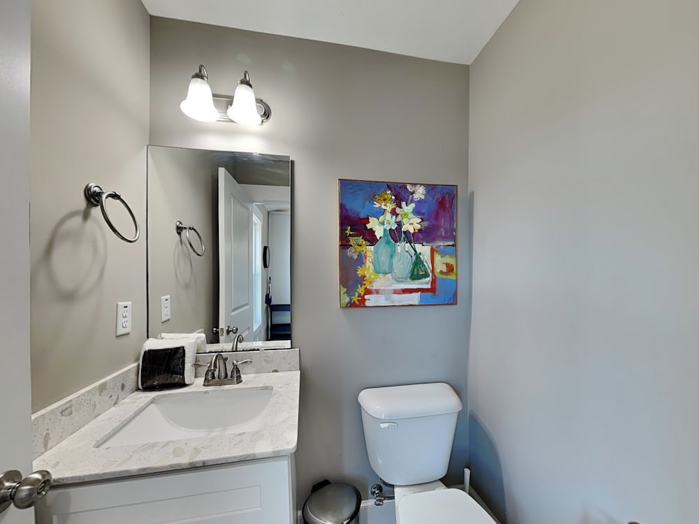 Next to Sea Gallery by Topsail Realty