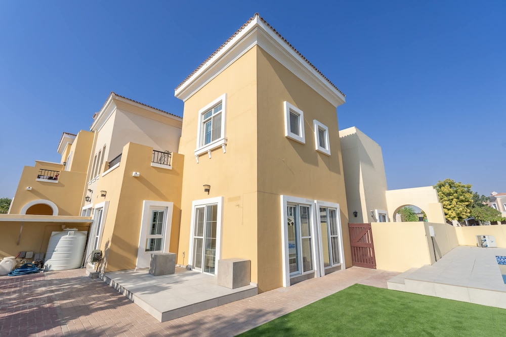 Luxury 4BR Villa-al Reem 3-perfect Family Getaway