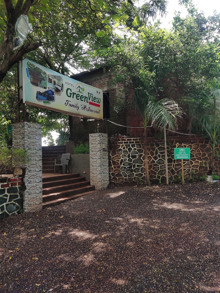 Green View Resort