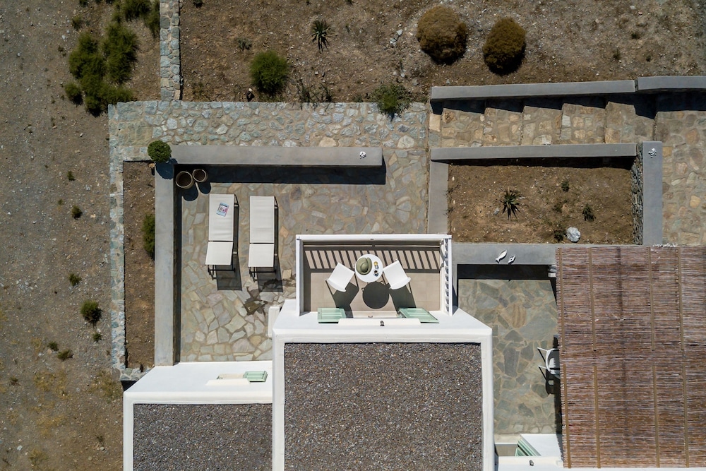 Eneos Kythnos Beach Villas