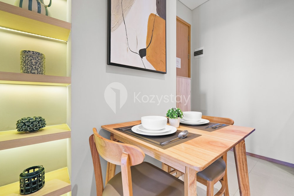 Hovin by Kozystay - Tebet