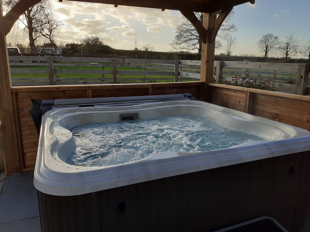 Green View Lodges