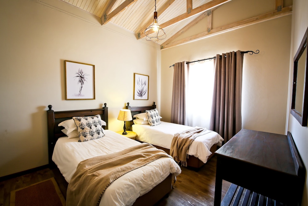 Otjiwa Safari Lodge
