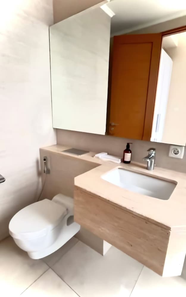 Premium Taman Anggrek Residences